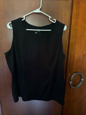 made for life Black Sleeveless Tank Top - Crew Neck